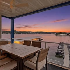 | 3B 2B | Lakefront | SeasonalPool/Hot Tub | Dock