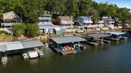 Lake Front |Private Dock |Blue Bungalow|3bed|2bth