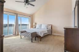 |3B 3B | Lakefront | Boat Dock |Seasonal Pool