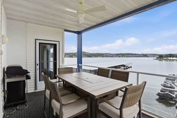 | 3B 2B | Lakefront | SeasonalPool/Hot Tub | Dock