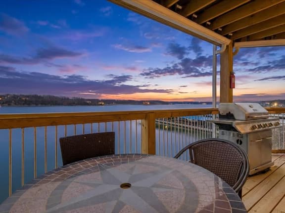 | Ledges | 3B 3B  | Boat Dock  | SeasonalPool |